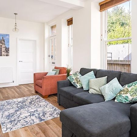 Spacious 2 Bedroom House With Stunning Views Bath Buitenkant foto